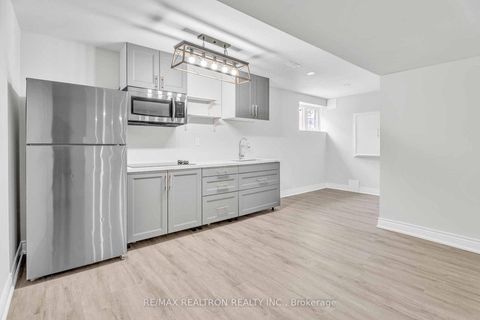 Photo 40 at 18 Augustine Avenue, Oak Ridges, Richmond Hill