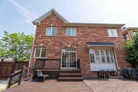Photo 44 at 18 Augustine Avenue, Oak Ridges, Richmond Hill