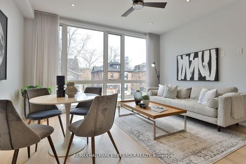 Photo 1 at 4 - 126 Spadina Road, Annex, Toronto