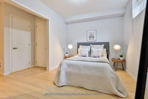 Photo 28 at 4 - 126 Spadina Road, Annex, Toronto