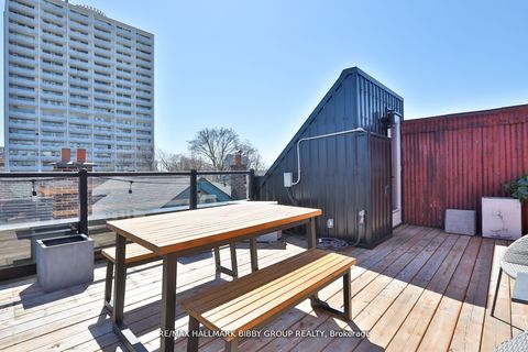 Photo 37 at 4 - 126 Spadina Road, Annex, Toronto
