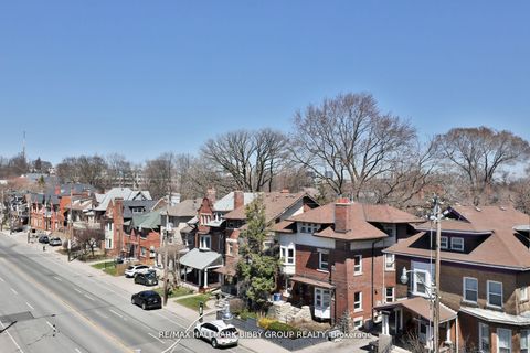 Photo 40 at 4 - 126 Spadina Road, Annex, Toronto