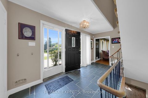 Photo 5 at 20 Havenridge Drive, The Westway, Toronto