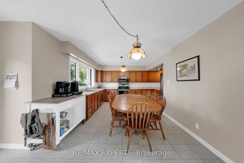 Photo 8 at 20 Havenridge Drive, The Westway, Toronto
