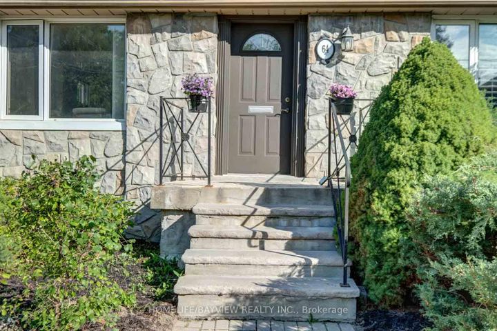 Photo 4 at 64 Ridgevale Drive, Lawrence, Toronto