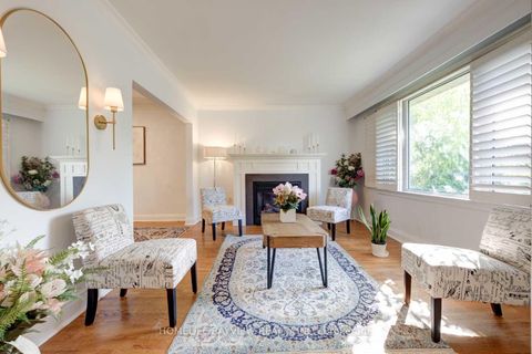 Photo 5 at 64 Ridgevale Drive, Lawrence, Toronto