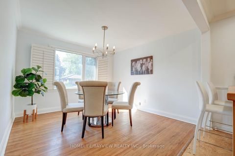 Photo 12 at 64 Ridgevale Drive, Lawrence, Toronto
