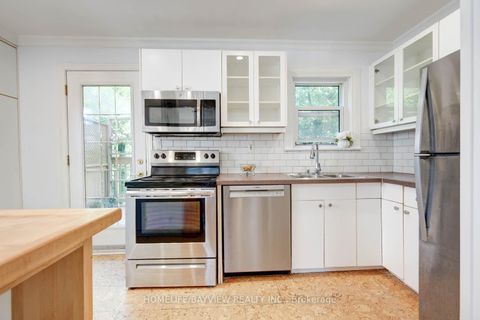Photo 16 at 64 Ridgevale Drive, Lawrence, Toronto