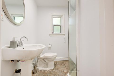 Photo 18 at 64 Ridgevale Drive, Lawrence, Toronto