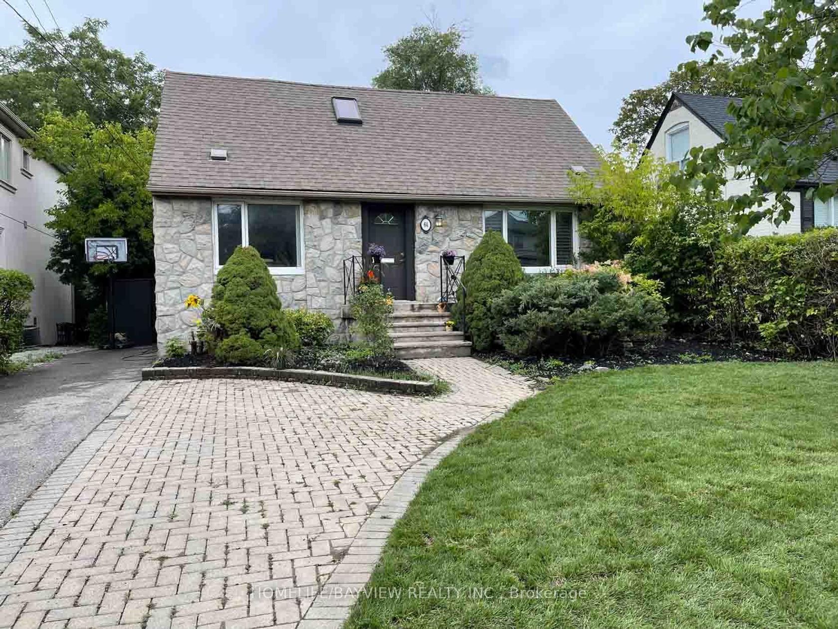 64 Ridgevale Drive, Lawrence, Toronto 