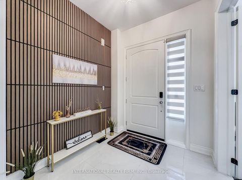 Photo 9 at 150 Cannes Avenue, Vellore Village, Vaughan
