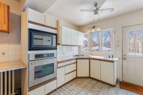 Photo 4 at 12 Glenview Avenue, Lawrence Park South, Toronto