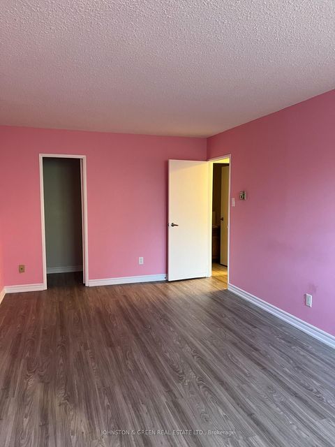 Photo 13 at 311 - 40 Baif Boulevard, North Richvale, Richmond Hill