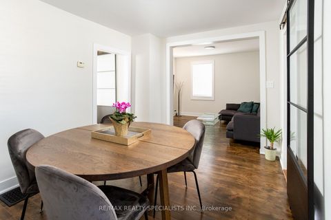 Photo 16 at 5 East John Street N, Cookstown, Innisfil