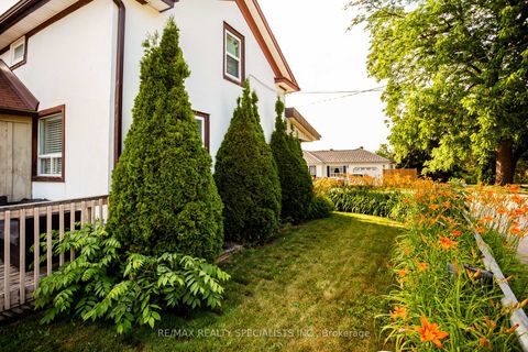 Photo 39 at 5 East John Street N, Cookstown, Innisfil