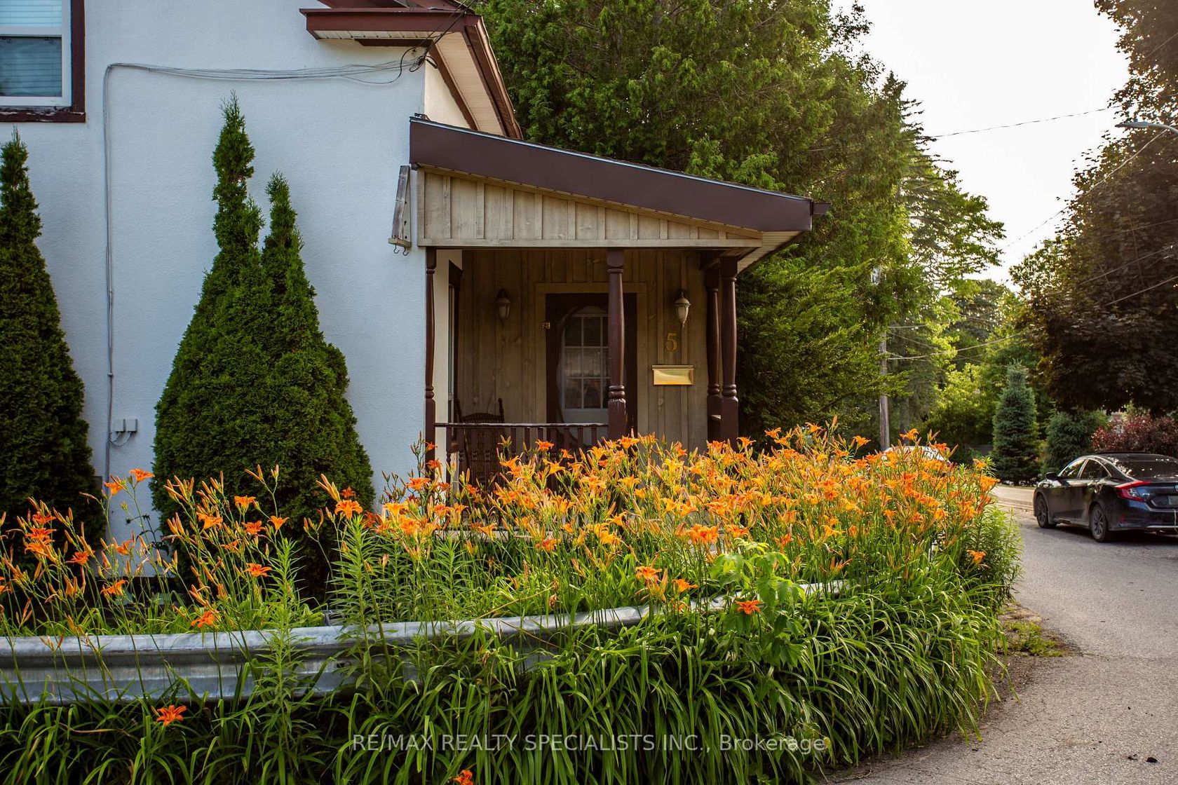 5 East John Street N, Cookstown, Innisfil photo number 2