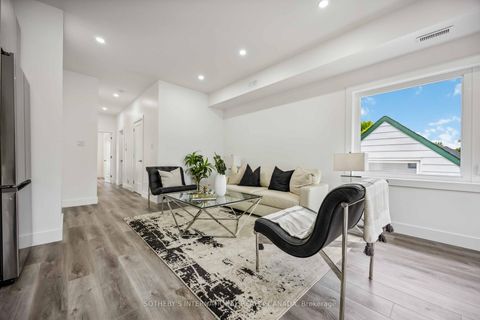 Photo 6 at 1925 Lawrence Avenue W, Weston, Toronto