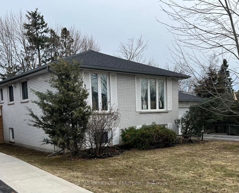 Photo 2 at 223 Rose Street, Wellington, Barrie Photo 2 at 223 Rose Street, Wellington, Barrie