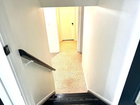 Photo 9 at 223 Rose Street, Wellington, Barrie