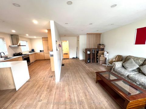 Photo 23 at 223 Rose Street, Wellington, Barrie
