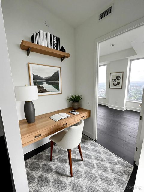 Photo 18 at 5804 - 11 Yorkville Avenue, Annex, Toronto