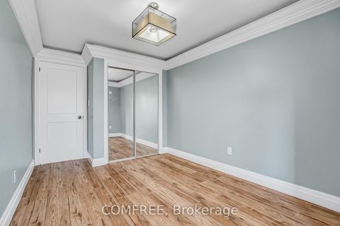 Photo 13 at 759 Eglinton Avenue E, Leaside, Toronto