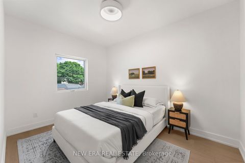 Photo 21 at 113 Bellwoods Avenue, Bellwoods, Toronto