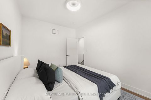 Photo 23 at 113 Bellwoods Avenue, Bellwoods, Toronto