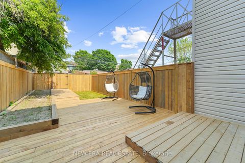 Photo 32 at 113 Bellwoods Avenue, Bellwoods, Toronto