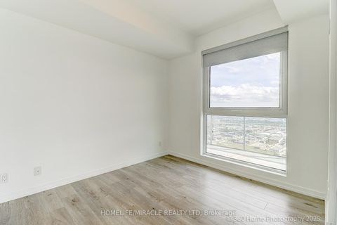 Photo 8 at 4202 - 7890 Jane Street, Concord, Vaughan