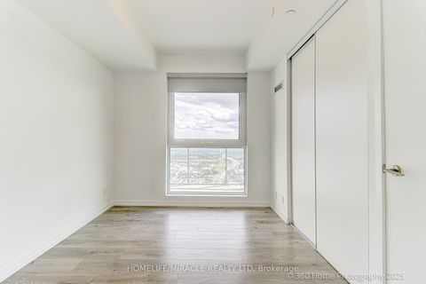 Photo 11 at 4202 - 7890 Jane Street, Concord, Vaughan