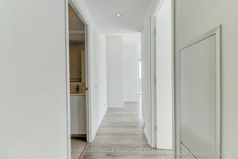 Photo 17 at 4202 - 7890 Jane Street, Concord, Vaughan