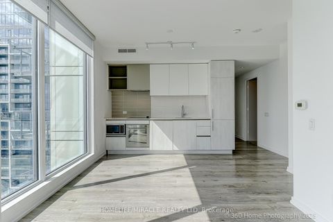 Photo 21 at 4202 - 7890 Jane Street, Concord, Vaughan