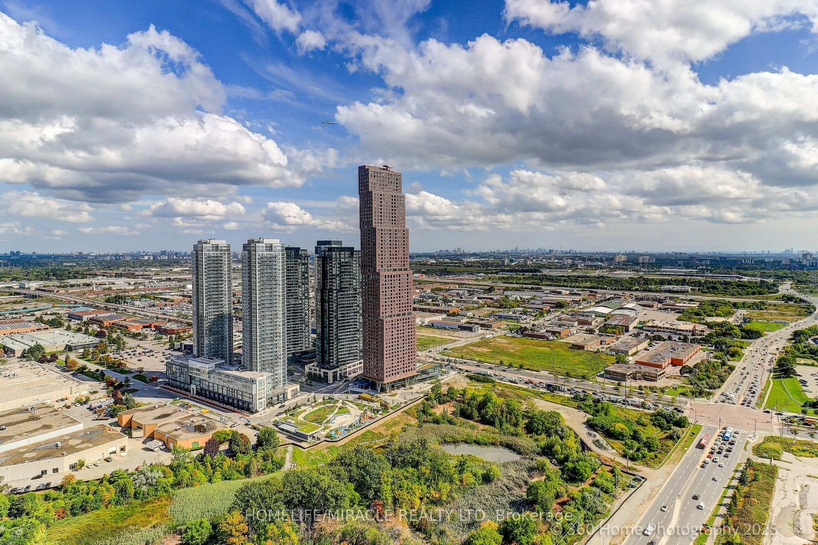 4202 - 7890 Jane Street, Concord, Vaughan 