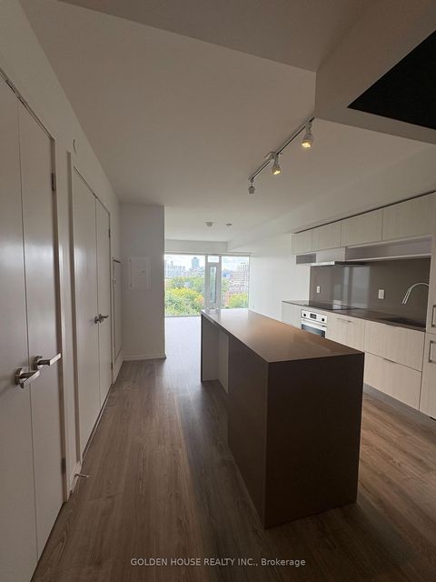 Photo 6 at 735 - 8 Hillsdale Avenue E, Mount Pleasant West, Toronto