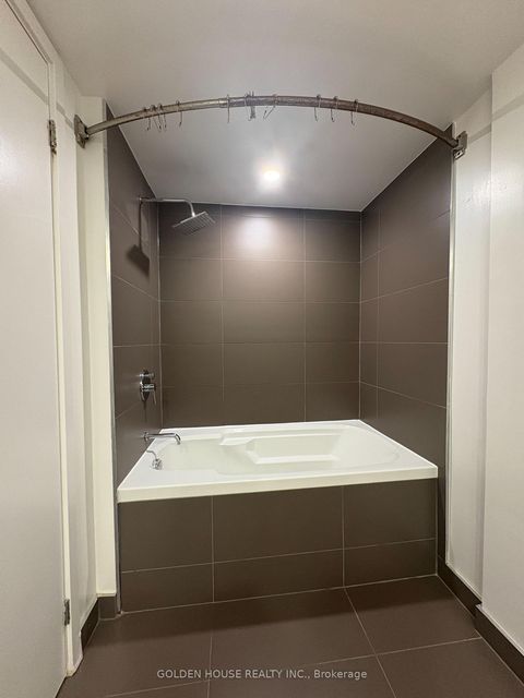 Photo 18 at 735 - 8 Hillsdale Avenue E, Mount Pleasant West, Toronto