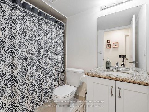 Photo 16 at 709 - 18 Harding Boulevard, Harding, Richmond Hill