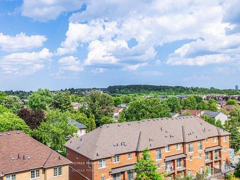 Photo 18 at 709 - 18 Harding Boulevard, Harding, Richmond Hill