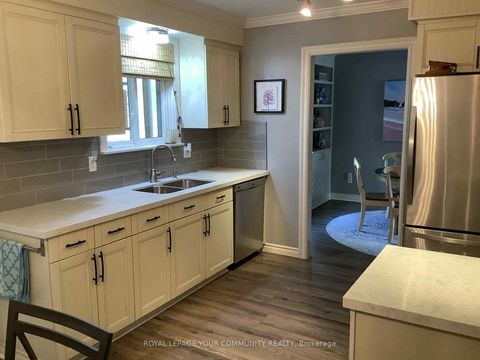 Photo 13 at 28 Indian Arrow Road, North Shore, Barrie