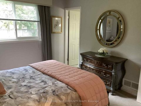 Photo 23 at 28 Indian Arrow Road, North Shore, Barrie