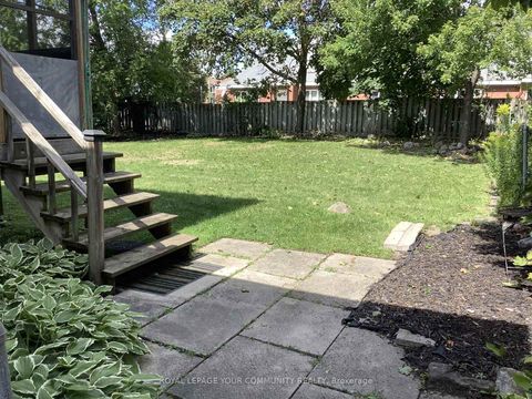 Photo 43 at 28 Indian Arrow Road, North Shore, Barrie