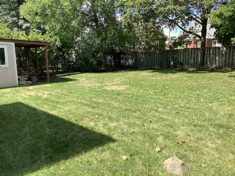 Photo 44 at 28 Indian Arrow Road, North Shore, Barrie