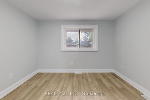 Photo 22 at 7 Stoney Creek Drive, West Hill, Toronto