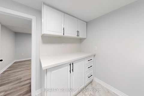 Photo 30 at 7 Stoney Creek Drive, West Hill, Toronto