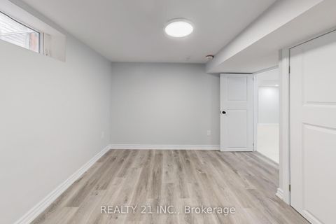 Photo 35 at 7 Stoney Creek Drive, West Hill, Toronto