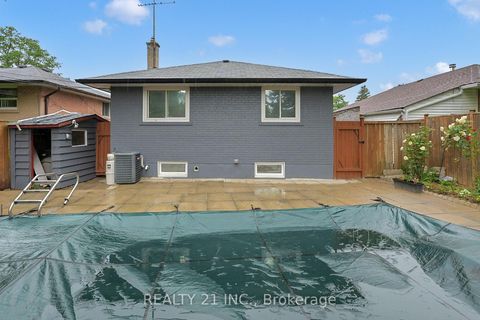 Photo 42 at 7 Stoney Creek Drive, West Hill, Toronto