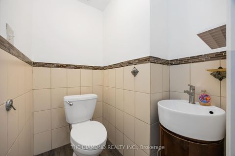 Photo 24 at 14 Hentob Court, Beaumonde Heights, Toronto