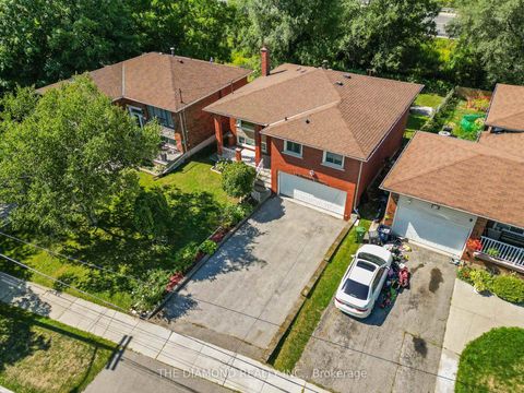 Photo 38 at 14 Hentob Court, Beaumonde Heights, Toronto