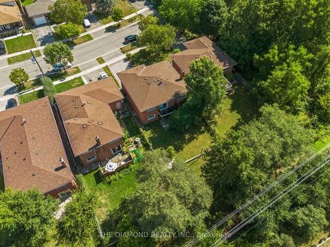 Photo 44 at 14 Hentob Court, Beaumonde Heights, Toronto
