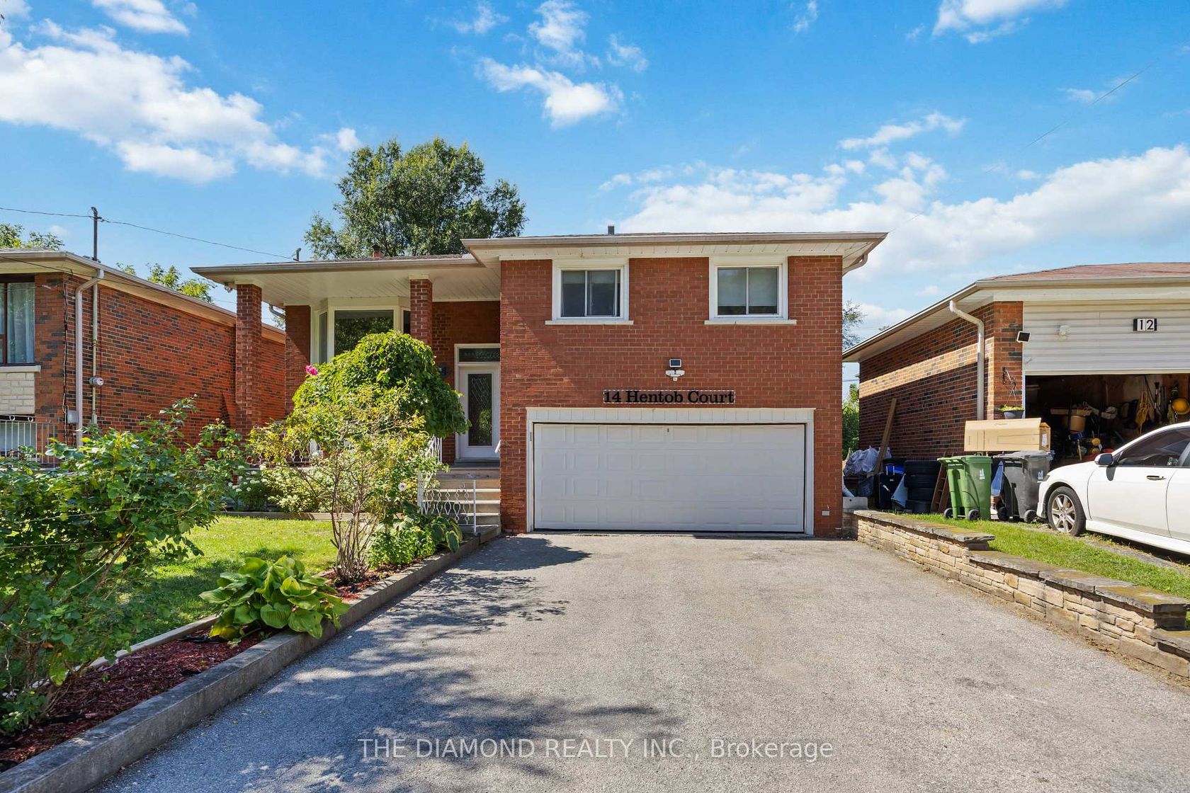 14 Hentob Court, Beaumonde Heights, Toronto 
